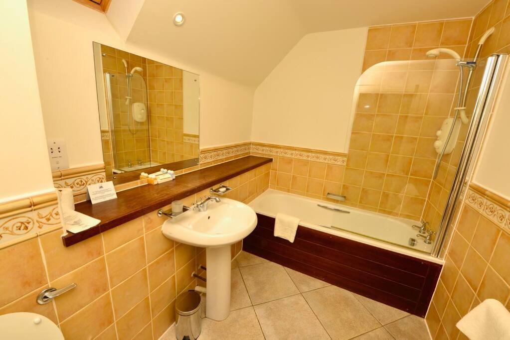 Ryder Cup Lodge Duchally - Free Access To Leisure Club Swimming Pool Hot Tub Steam Room - Starlink Satellite Internet - Sky Glass Now Dog Friendly For 2025 Auchterarder Bagian luar foto